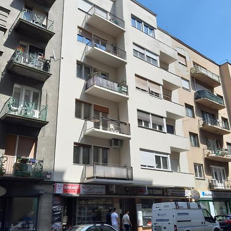 Fornax Home With Balcony Budapest Exterior foto
